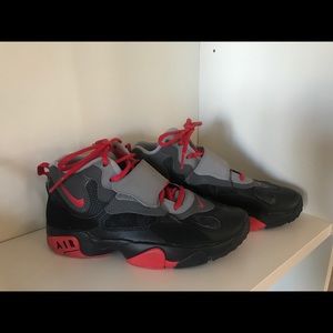 NIKE Air speed turf (GS)